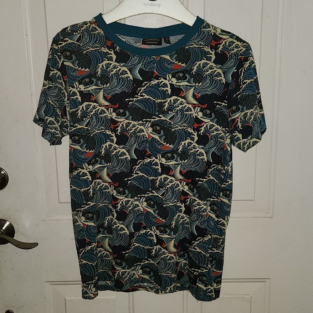 Wesc Max Koi Ocean Shirt Sweden M-S W-M